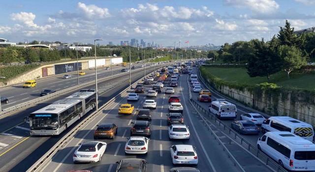 Zorunluk trafik sigortası primlerinde aylık artış oranı yüzde 4.75e çıkarıldı