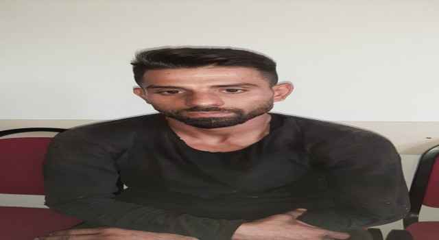 13 ayrı hırsızlıktan aranan şahıs, çalıştığı iş yerinde yakalandı