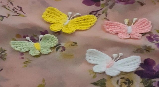 3 çocuk annesi hobisi ile aile bütçesine destek oluyor