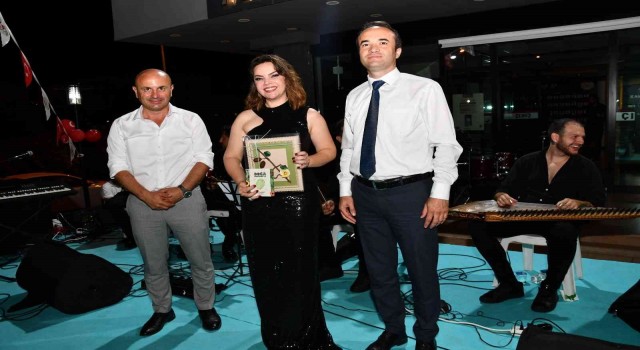 30 Ağustos, Altınovada coşkuyla kutlandı