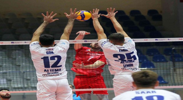 8. TSYD İzmir Voleybol Turnuvasında şampiyon yarın belli olacak