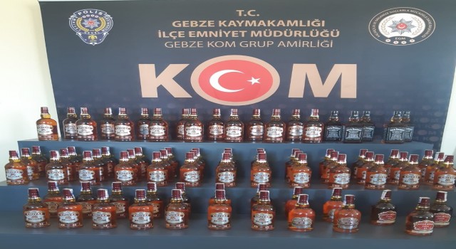 91 şişe gümrük kaçağı alkol ele geçirildi