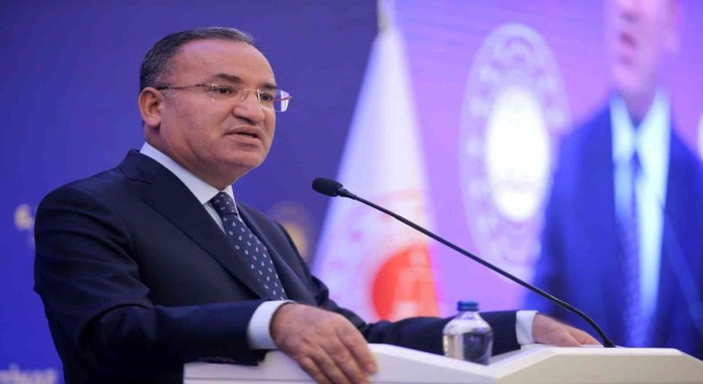 Adalet Bakanı Bozdağ: İstinaf faaliyete geçmeseydi, Yargıtayın önündeki dosya sayısı 5 milyondu