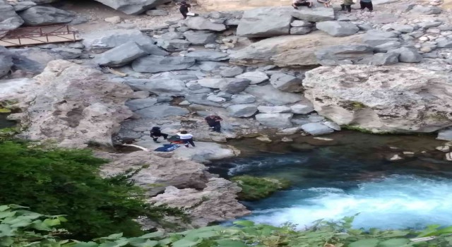 Adanada 13 yaşındaki kız çocuğu şelalede boğuldu