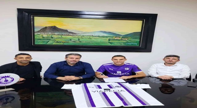 Afyonspor, Göztepede top koşturan Ege Özkayımoğlunu renklerine bağladı