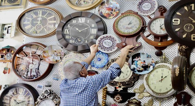 Ağrılı “zaman yolcusu” yıllara meydan okuyor