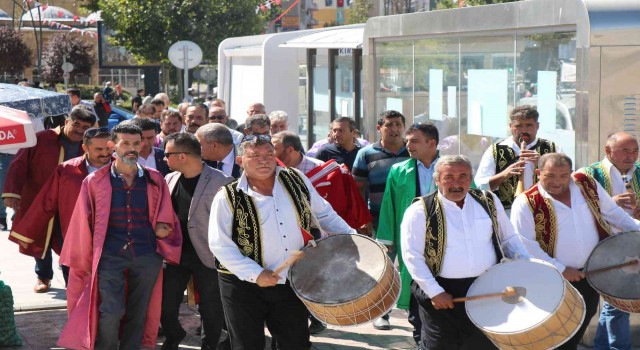 Ahilik Haftası kutlamalarına davullu davet