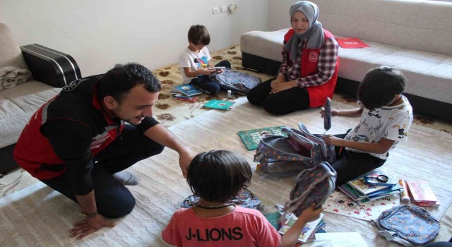 Aile ve Sosyal Hizmetler Bakanlığından çocuklara eğitim paketi