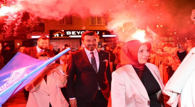 AK Parti Tepebaşı İlçe Başkanlığı Çamlıca Mahalle Temsilciliği açılışı