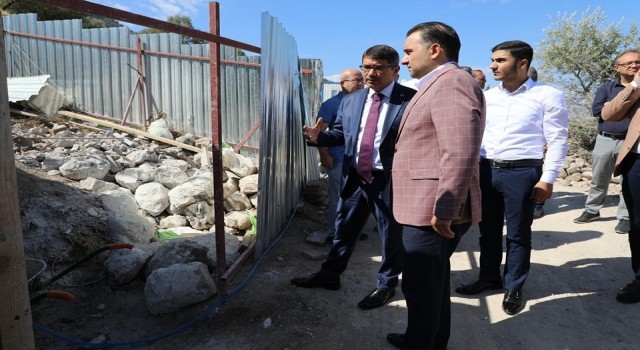 AK Partili Baybatur Şehzadeler Belediyesinin devam eden projelerini inceledi
