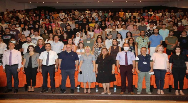 Akdeniz Üniversitesi Tıp Fakültesinde ilk ders yapıldı