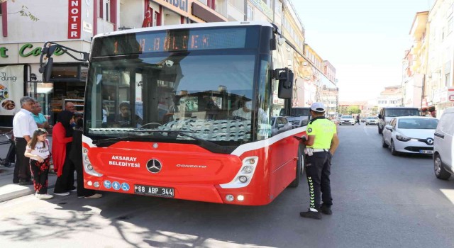 Aksarayda toplu taşıma araçları denetleniyor