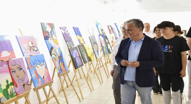 Aksulu öğrenciler Muratpaşada sergi açtı