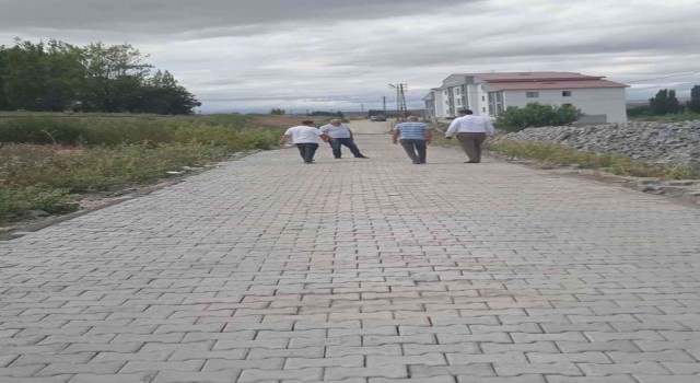 Akyakada ara caddeler kilit parke oluyor