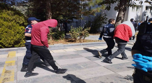 Ankara merkezli 3 ilde uyuşturucu operasyonu: 32 gözaltı