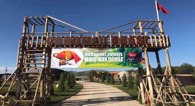 Anneler ve çocukları birlikte kamp yaptılar