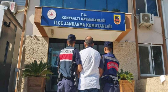 Antalyada 90 suç kaydı bulunan şüpheli yakalandı