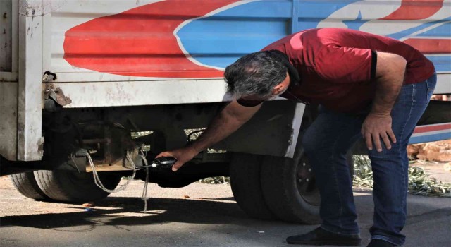 Antalyada hırsızlık ihbarına giden polislerin güzünden kaçmayan detay
