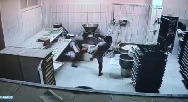Antalyada üvey baba vicdansızlığı