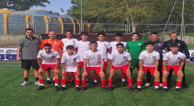 Antalyaspor U14 takımı Avrupada adından söz ettirdi
