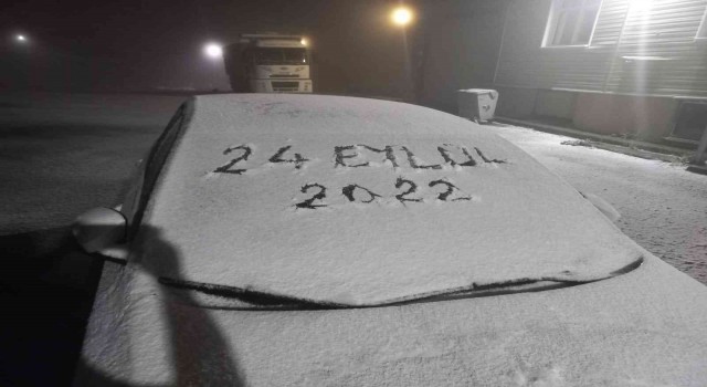 Ardahanın yüksek kesimlerine mevsimin ilk karı yağdı
