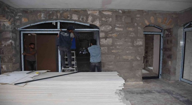 Asırlık otel turizme kazandırılıyor