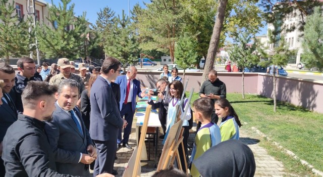 Aşkalede İlköğretim Haftası etkinliği