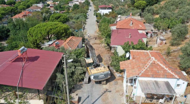 ASKİ, Söke Güllübahçede kanalizasyon altyapı çalışmalarına devam ediyor