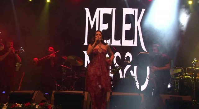 Ataşehirde “Kardeş Kültürlerin Festivali” konserlerle başladı