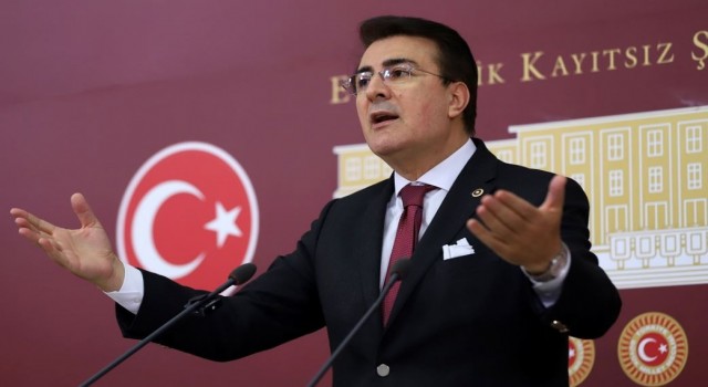 Aydemir: ‘Yaşasın Türkiye. Yaşasın Azerbaycan