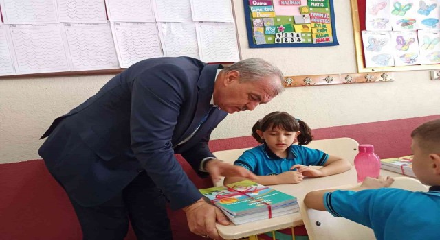 Aydında 1 buçuk milyon ücretsiz ders kitabı dağıtıldı