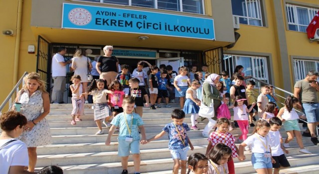Aydında 185 bin öğrenci ders başı yapacak