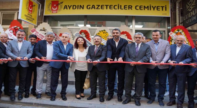 Aydınlı gazeteciler yeni evine kavuştu
