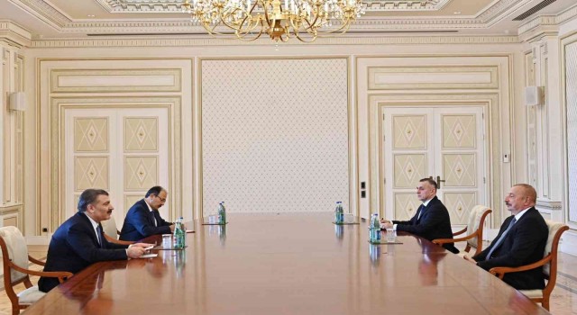 Azerbaycan Cumhurbaşkanı Aliyev, Sağlık Bakanı Kocayı kabul etti