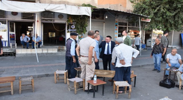 Bağlar Belediye Başkanı Beyoğlu, esnafla bir araya geldi