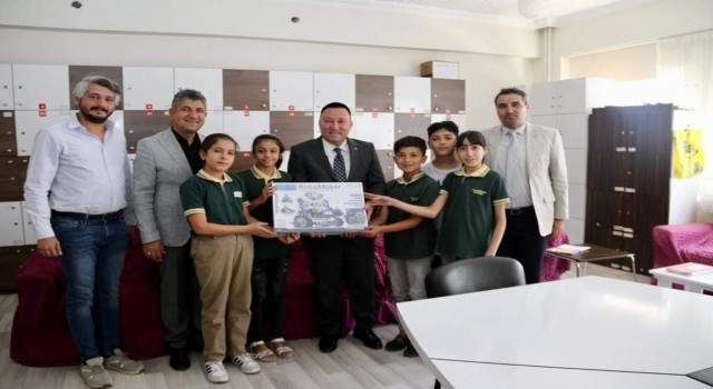 Bağlar Belediyesinin desteklediği proje ile 788 kilogram atık pil toplandı