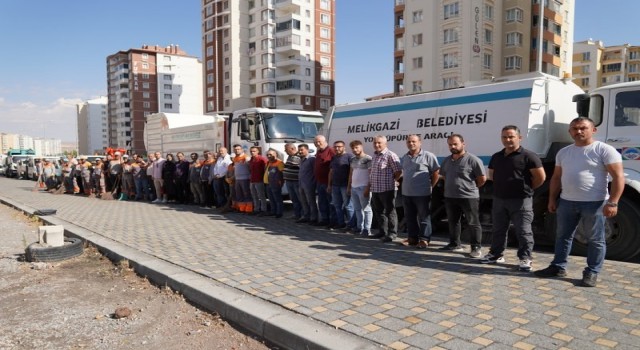 Bahçelievler Mahallesinde toplu temizlik çalışması yapıldı