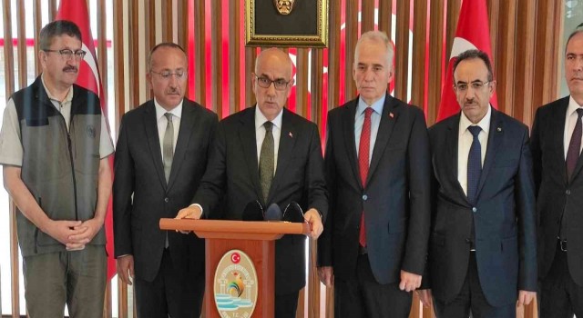 Bakan Kirişci; “Marmaristeki yangında 500 hektar alan zarar gördü”