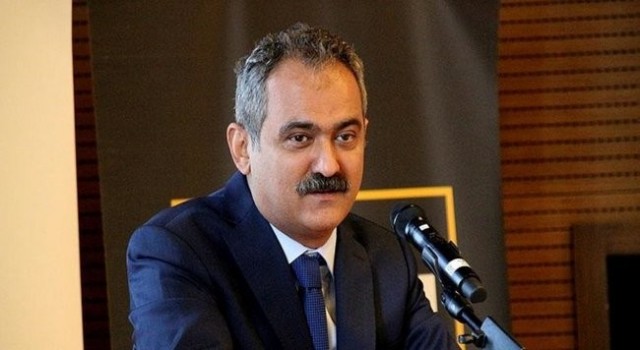 Bakan Özer, yarın Kütahyada