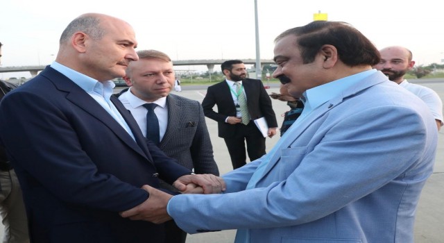 Bakan Soylu ve Bakan Kurum Pakistana geldi