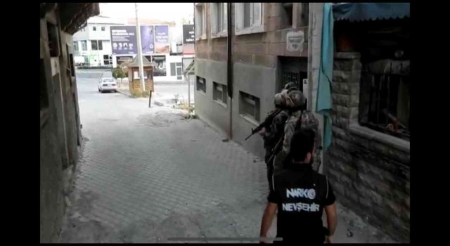 Bakan Soylunun yönettiği operasyon kamerada