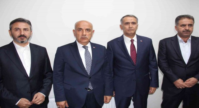 Bakan Vahit Kirişciden düşen helikopterle ilgili açıklama