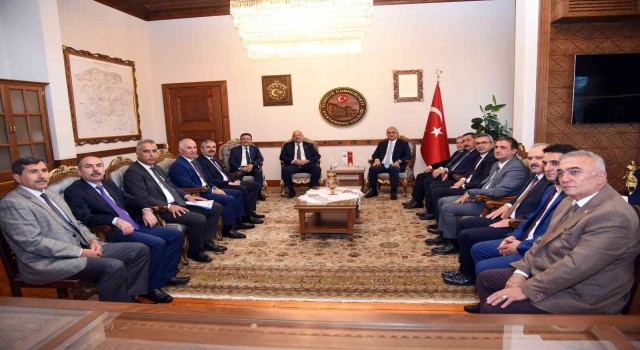 Bakan yardımcıları Yumaklı ve Turagaydan Kastamonu Valiliğine ziyaret