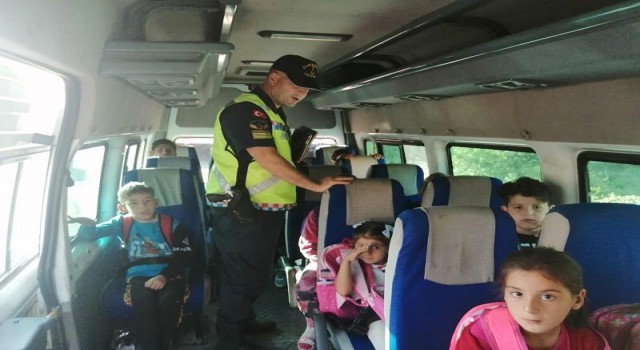 Balıkesirde 3 bin 773 okul servis aracı denetlendi