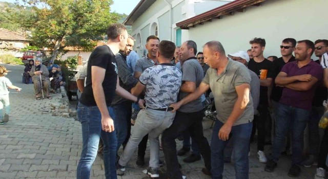 Balıkesirde damada Çin işkencesi