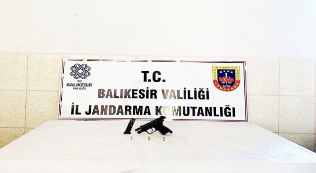 Balıkesirde polis ve jandarmadan suçlulara Huzur operasyonu