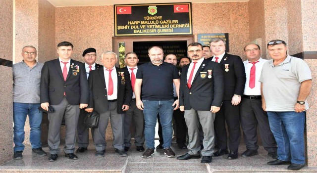 Balıkesirspordan gazi ve şehit yakınlarına sezon boyu ücretsiz bilet