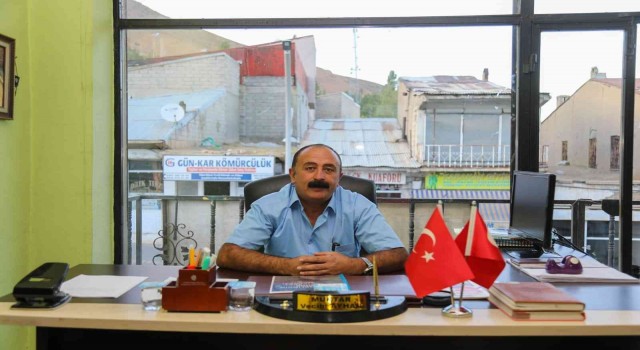 Başkale Muhtarlar Derneği Başkanlığına Ayhan seçildi