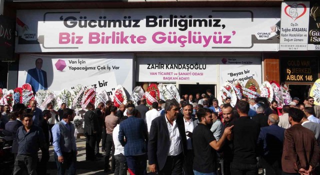 Başkan adayı Kandaşoğlundan görkemli seçim ofisi açılışı