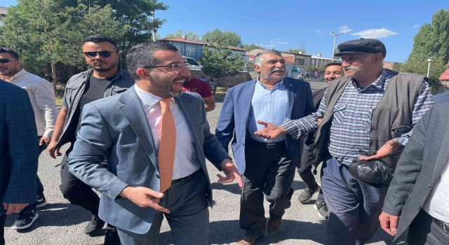 Başkan Adem Çalkın köy köy geziyor